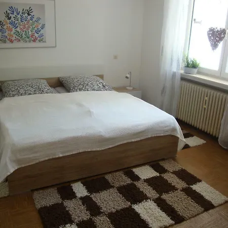 Ferienwohnung Cremer Apartment *